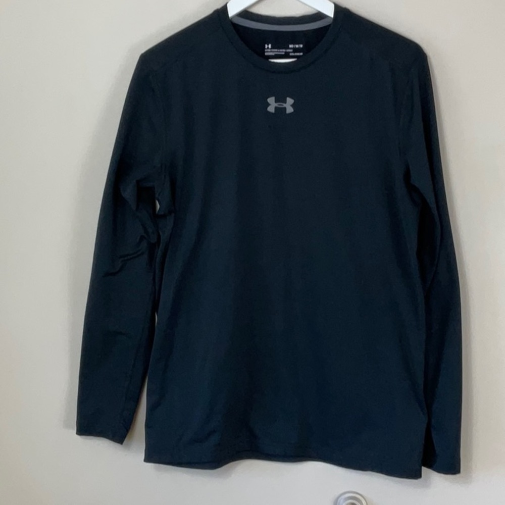 Under Armour men’s coolgear long sleeve black